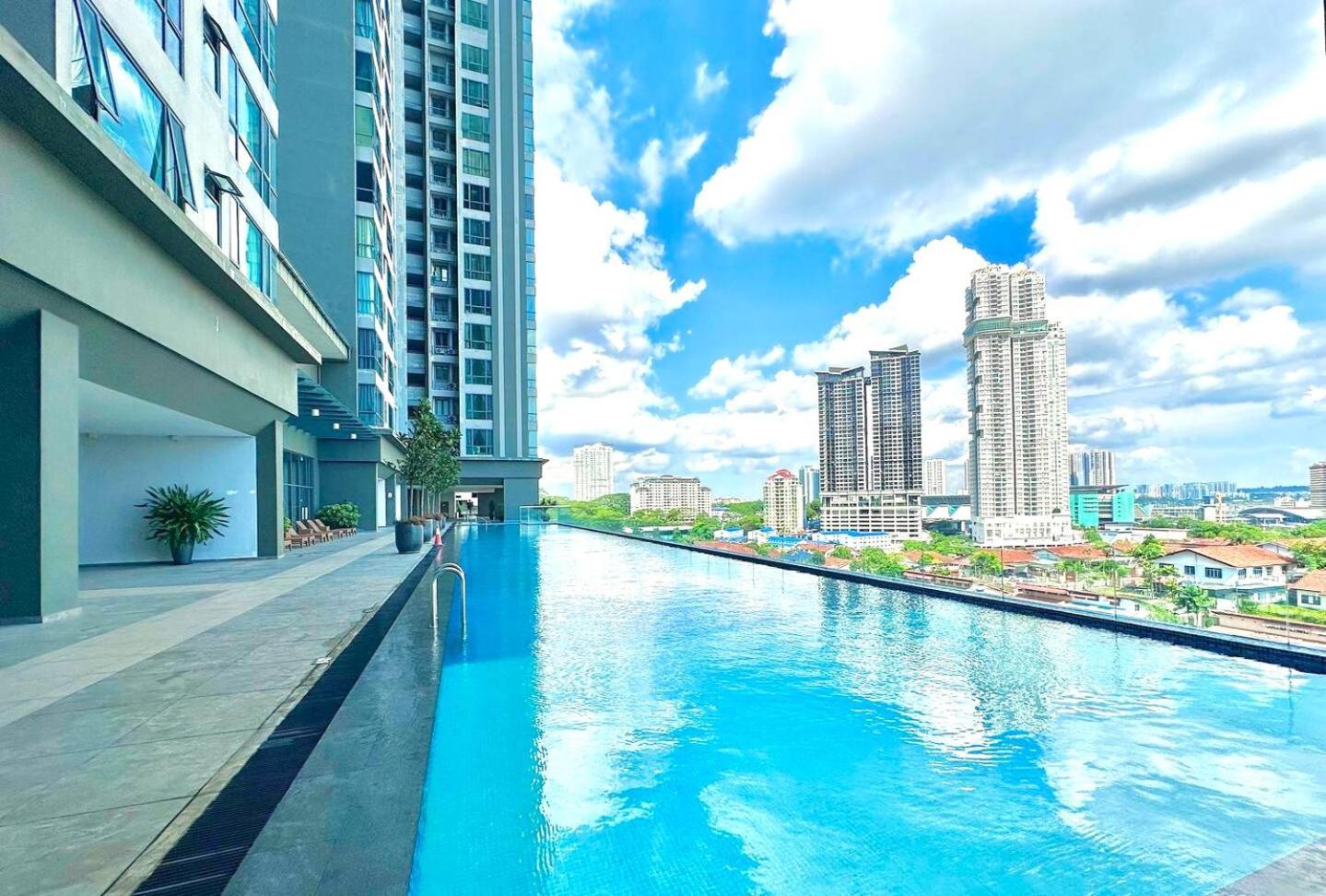 Sks Pavillion Residences *
