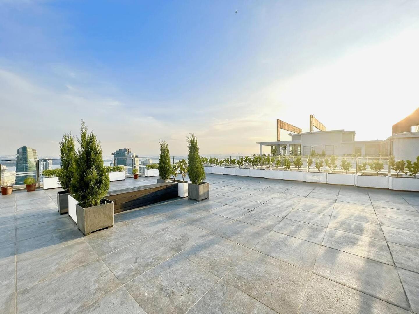 Sks Pavillion Residences Apartment *